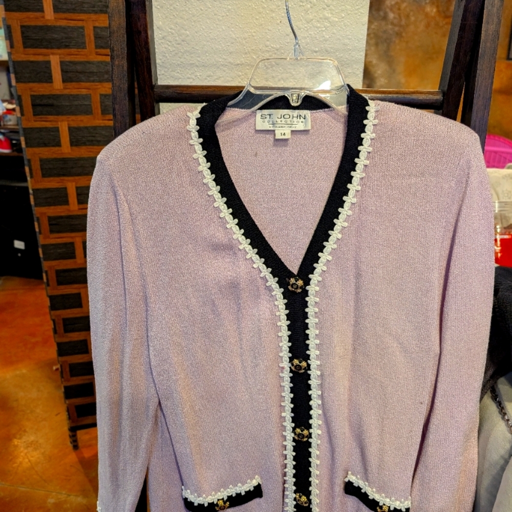 St. John sweater size 14